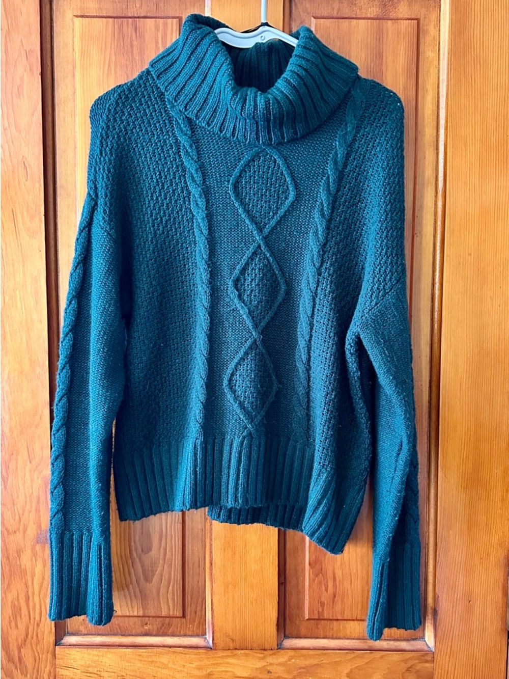 Copper Key Green Cable Turtleneck Sweater Size L